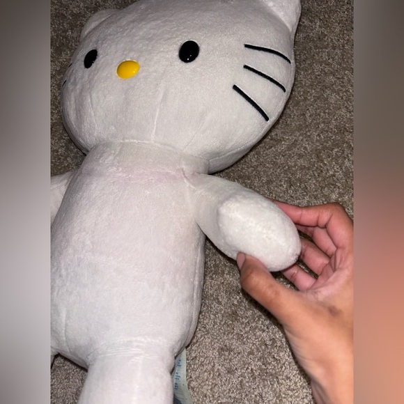 Hello Kitty Build a Bear PLEASE READ - Picture 7 of 7